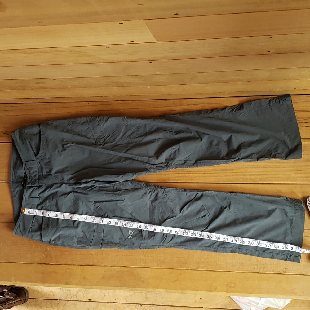 Arc'teryx Women's hiking pants size 2